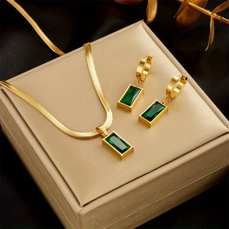Elegant gold necklace with a moon and zircon