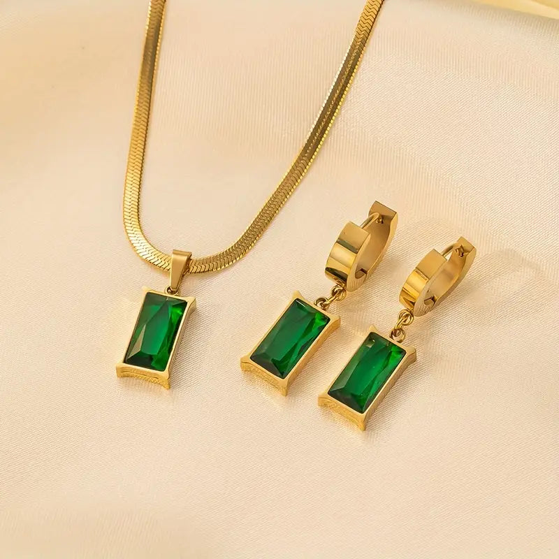 Elegant gold necklace with a moon and zircon
