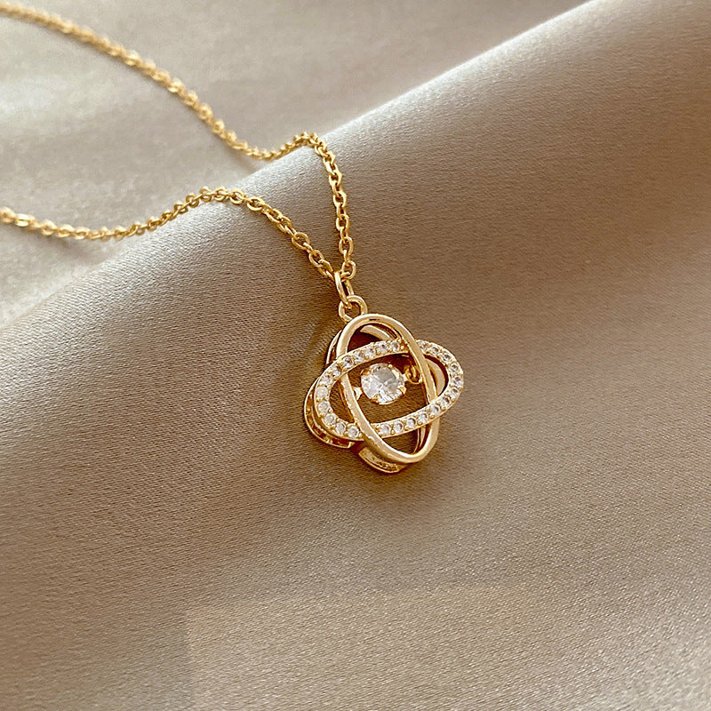 Kuldne kaelakee "Andromeda"