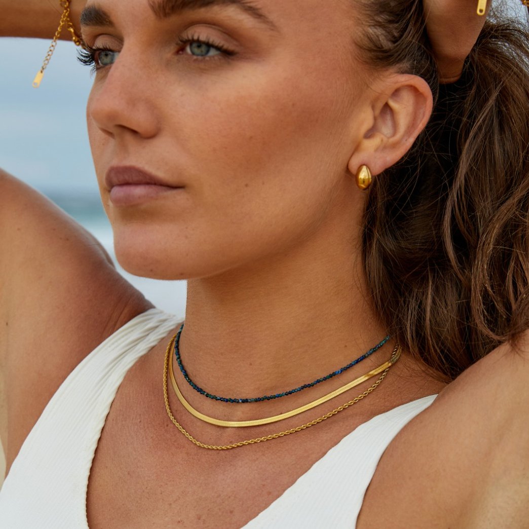 Kuldne kihiline kaelakee "Alexandra"