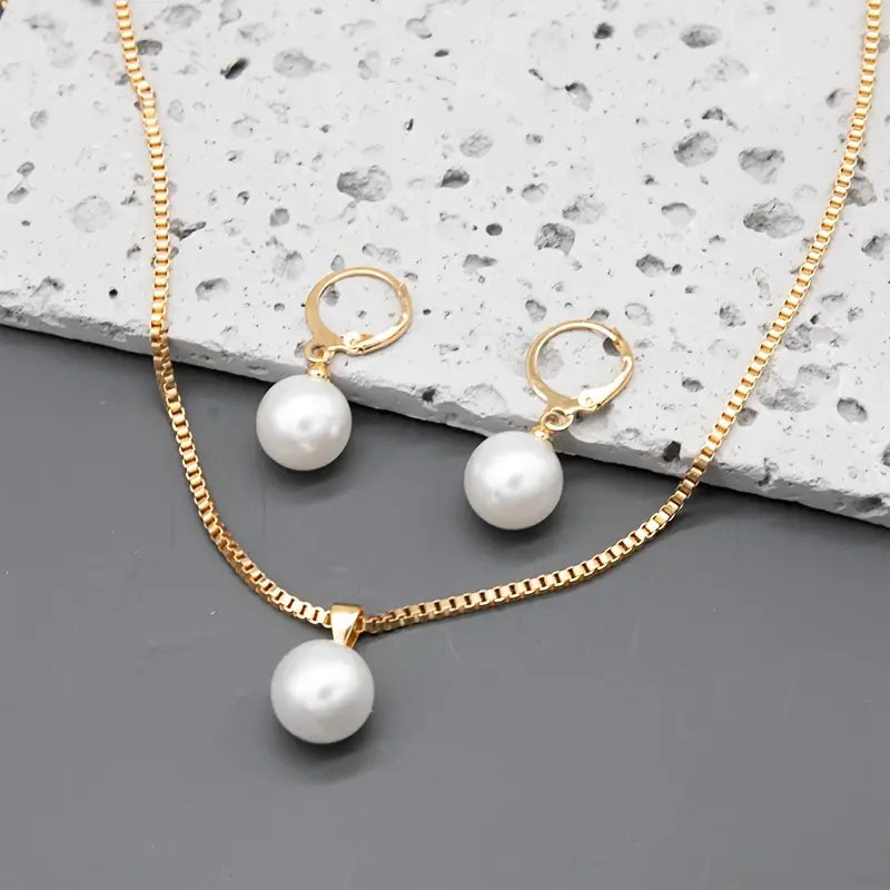 Elegantne pärlikaelakee komplekt