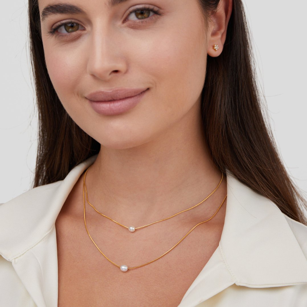 Kihiline jõepärlitest kaelakee "Helena"