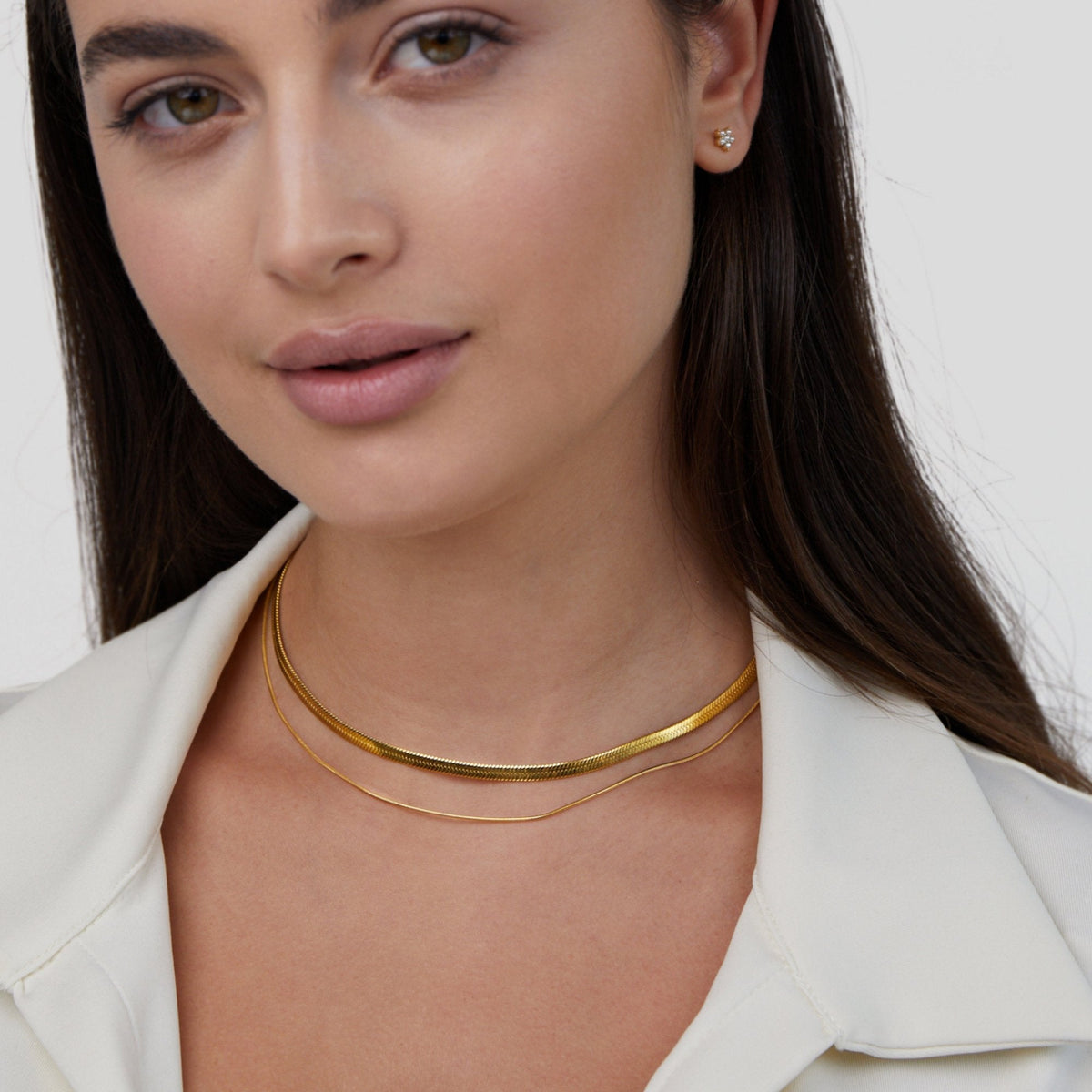 Kuldne kihiline kaelakee "Layla"
