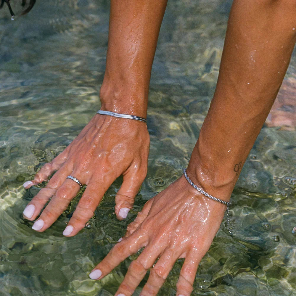 Siena köiekujuline käevõru